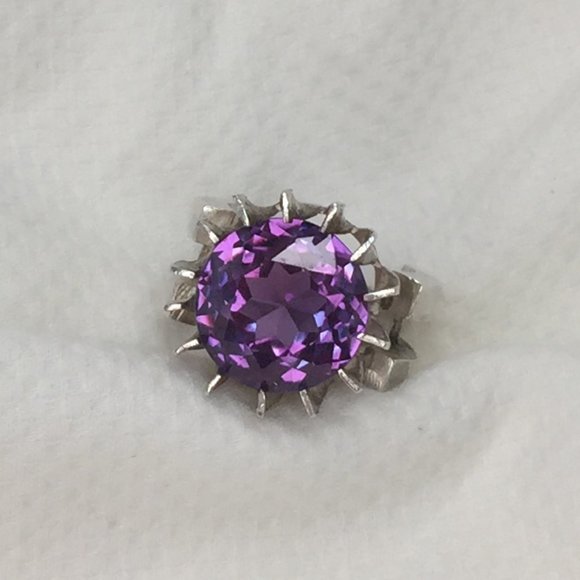 COPY - Handcrafted Gothic Color-Changing Sapphire Ring - Sz 5 - Over 6cts - Ste… - Picture 3 of 16